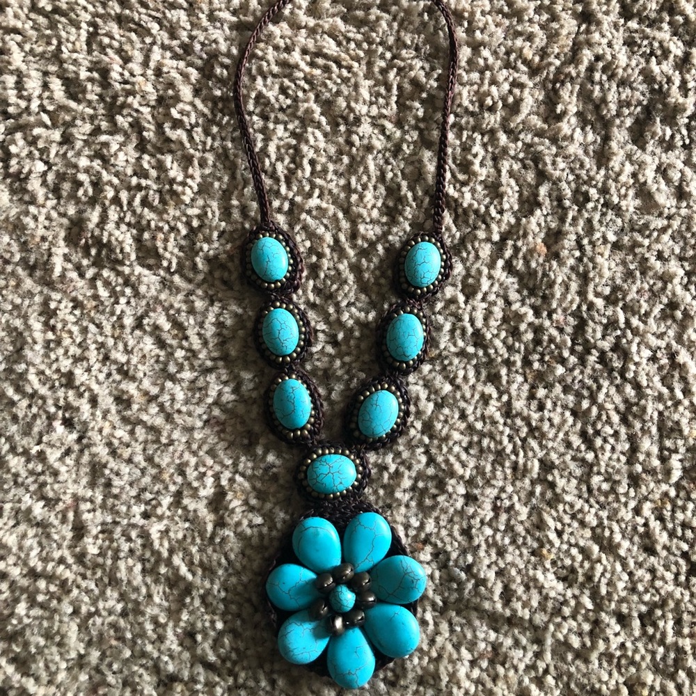 Turquoise flower necklace